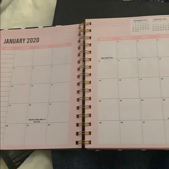 2020 Weekly Planner - Picture 2 of 6
